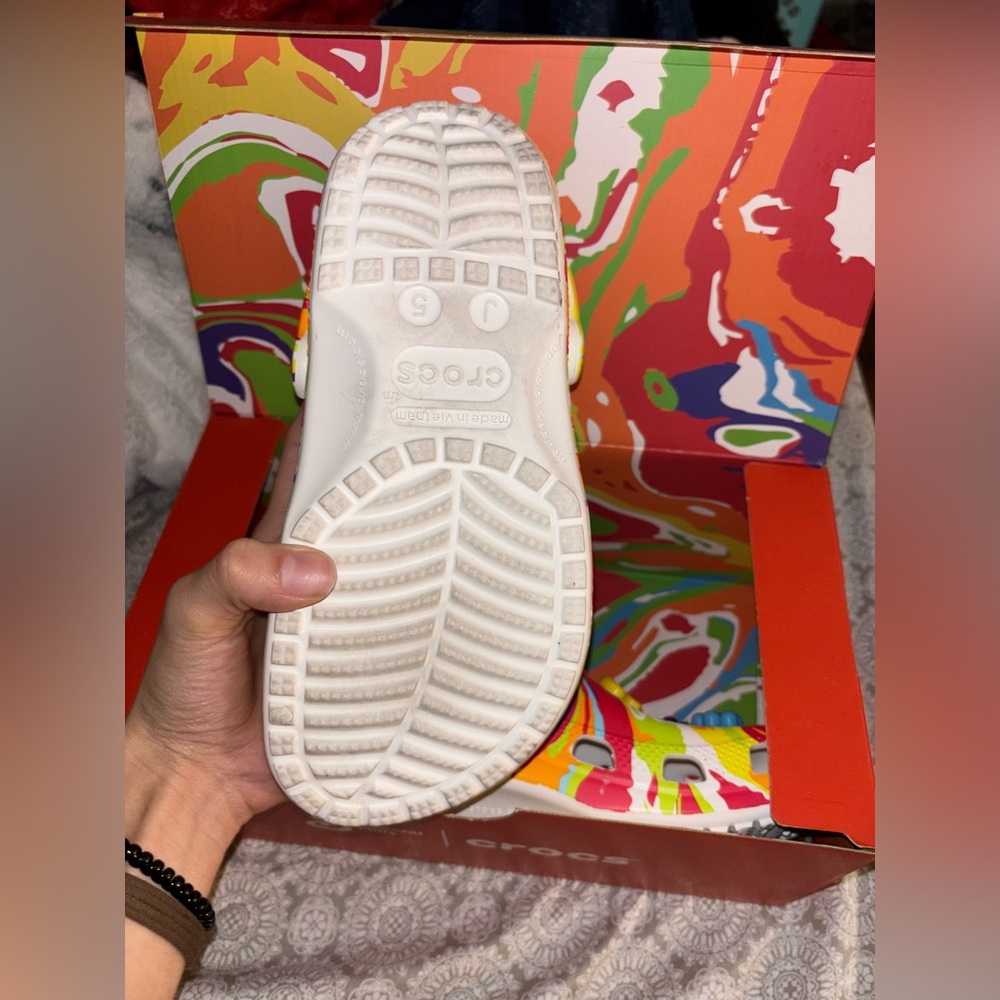 Trix Crocs - image 5